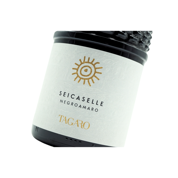 Seicaselle Negroamaro Salice Salentino TAGARO Trulli 2023 på 14%